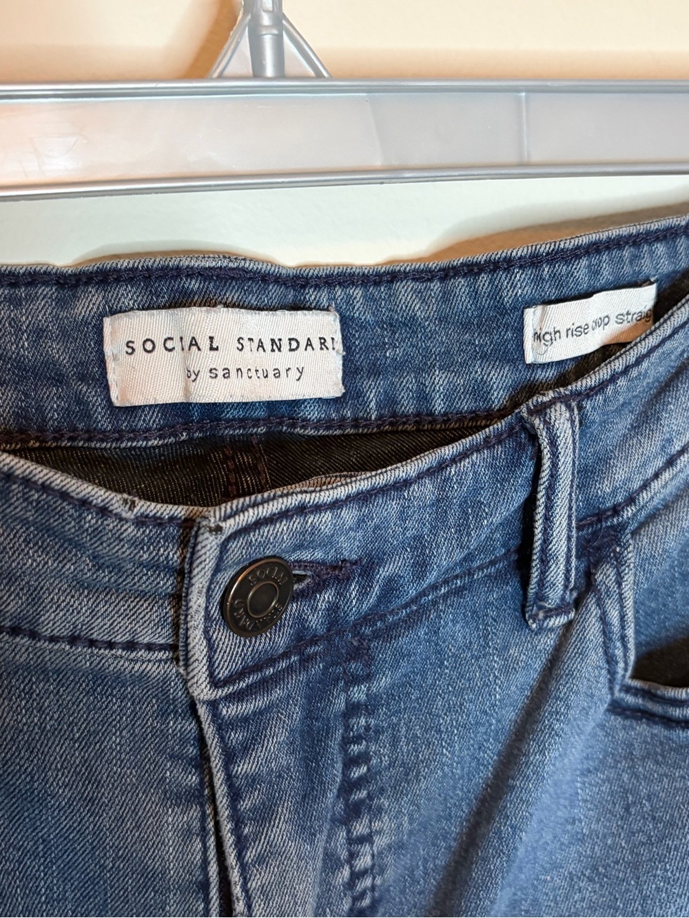 Social Standard by Sanctuary in size 14 High-Rise Women’s Jeans Medium Blue